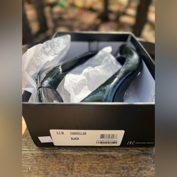 INC Gabriella Black Patent Leather peep toe 3" heels size 9.5 M - Picture 6 of 8